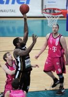 Basketball  1. Bundesliga  09/10  Walter Tigers Tuebingen - Telekom Baskets Bonn
