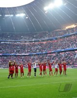 Fussball 1. Bundesliga, Saison 2011/2012:  Bayern La Olla Welle in der Allianz Arena