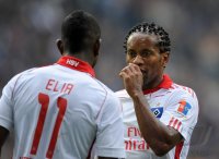 Fussball: 1. Bundesliga Saison 2010/2011: Hamburg, ELIA  und ZE ROBERTO
