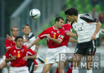 Fussball: Deutschland - Malta, Zweikampf