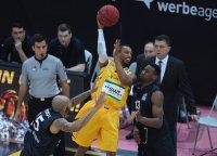 Basketball 1. Bundesliga 16/17 Hauptrunde: Walter Tigers Tuebingen -  Telekom Baskets Bonn