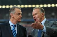 Fussball 1. Bundesliga : Trainer Ottmar Hitzfeld (li, Schweiz) Vorstandsvorsitzender Karl Heinz Rummenigge (re, FC Bayern Muenchen)