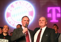Fussball Champions Party 2013: FC Bayern Muenchen nach dem Gewinn des Triple