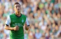 FUSSBALL, 1. BUNDESLIGA, SV Werder Bremen, OEZIL