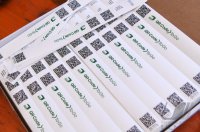 Tageszertifikat / Tagesticket in Form von einem Armband mit QR Code fuer Innenstadtbesucher in Tuebingen