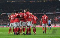 Fussball DFB Pokal Viertelfinale 16/17: FC Bayern Muenchen - FC Schalke 04