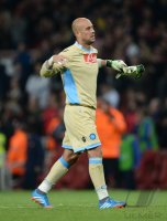 FUSSBALL  CHL  Saison 2013/2014: Torwart Pepe Reina (SSC Neapel)