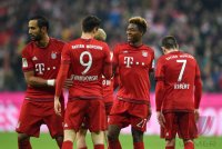 Fussball 1. Bundesliga Saison 15/16: FC Bayern Muenchen -  SV Werder Bemen