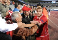 Fussball U21-Europameisterschaft 2011:  Xherdan Shaqiri (Schweiz) bei den  Fans