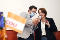 Politik, Bundestagswahl 2021 Wahlparty CDU: Staatsministerin Annette Widmann - Mauz