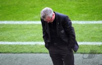 Fussball 1. Bundesliga : Trainer Jupp Heynckes (Bayer 04 Leverkusen)