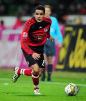 FUSSBALL 1. BUNDESLIGA: Leverkusen, AUGUSTO Einzelaktion