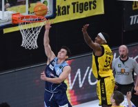 Basketball 2. Liga 21/22 Playoff Viertelfinale: Tigers Tuebingen - Eisbaeren Bremerhaven
