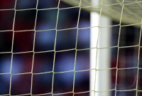 Fussball 1. Bundesliga : Das Tor mit dem Pfosten und Tornetz