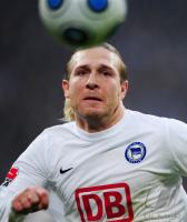 FUSSBALL 1. BUNDESLIGA: Berlin, VORONIN Einzelaktion