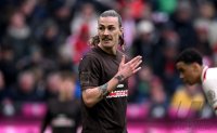 Fussball 1. Bundesliga 24/25: FC Bayern Muenchen - FC St. Pauli