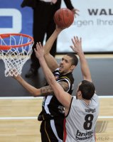 Basketball  1. Bundesliga  10/11   Walter Tigers Tuebingen - Brose Baskets