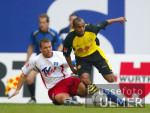 Fussball 1. Bundesliga: Hamburger SV - Dortmund, Zweikampf