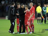 Fussball U21-EURO 2011 FINALE:  Enttaeuschung nach der Niederlage Trainer Pierluigi Tami , Xherdan Shaqiri (v. li., Schweiz)