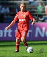 Fussball 1. Bundesliga, Saison 2011/2012: Augsburg, BELLINGHAUSEN am Ball