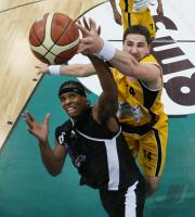 Bsaketball 1. Bundesliga Walter Tigers Tuebingen 65-60  Skyliners Frankfurt