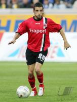 Fussball 1. Bundesliga: Frankfurt, COPADO Einzelaktion am Ball