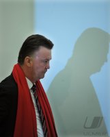 Fussball DFB Pokal 10/11 :  Trainer Louis van Gaal (FC Bayern Muenchen)