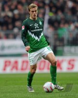 Fussball: 1. Bundesliga Saison 2010/2011: Werder Bremen, KROOS am Ball