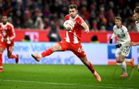 Fussball 1. Bundesliga  Saison  2025/2026  14. Spieltag FC Bayern Muenchen -  1. FSV Mainz 05