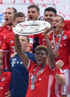 Fussball 1. Bundesliga Saison 15/16: Der FC Bayern feiert seine 26. Deutsche Meisterschaft
