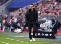 Fussball 1. Bundesliga Saison 18/19: FC Bayern Muenchen - VfB Stuttgart