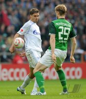 Fussball: 1. Bundesliga Saison 2010/2011: SV Werder Bremen - FC Schalke 04