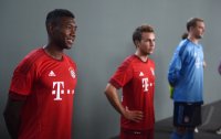 Fussball 1. Bundesliga 15/16: Fototermin beim FC Bayern Muenchen