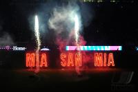 Fussball 1. Bundesliga : Feuerwerk zum 110 Geburtstag des  FCB