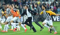 FUSSBALL SERIE A 2013/2014: JUBEL Juventus Turin