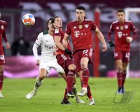 Fussball 1. Bundesliga Saison 21/22: FC Bayern Muenchen - Borussia Moenchengladbach