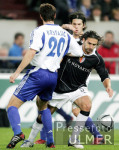 Fussball Uefa-Cup: Schalke - Basel, Zweikampf
