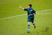 FUSSBALL EURO 2008: Frankreich - Italien, JUBEL BUFFON (Italien)