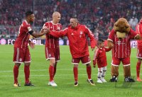 Fussball 1. Bundesliga Saison 17/18: FC Bayern Muenchen - Bayer 04 Leverkusen