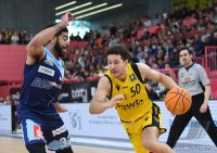 Basketball 2. Liga 21/22 Playoff Viertelfinale: Tigers Tuebingen - Eisbaeren Bremerhaven
