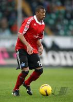 Fussball 1. Bundesliga: Hamburg, BOATENG Einzelaktion