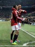 Fussball CHL  Saison 2011/2012: JUBEL mit Robinho , Urby Emanuelson (v.li., AC Mailand)