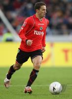 Fussball 1. Bundesliga: Hannover, CHERUNDOLO Einzelaktion