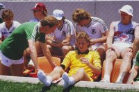 Fussball WM 1986 Uruguay-Deutschland: Rummenigge, Stein