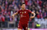 Fussball 1. Bundesliga Saison 21/22: FC Bayern Muenchen -  TSG 1899 Hoffenheim