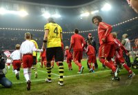 Fussball 1. Bundesliga, Saison 2012/2013:  Neven Subotic (li, Borussia Dortmund) und Dante (FC Bayern Muenchen)