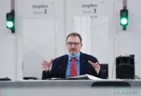 Corona-Impfstoff im Impfzentrum Paul Horn Arena Tuebingen