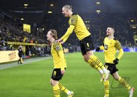 Fussball 1. Bundesliga Saison 21/22: Borussia Dortmund - FC Bayern Muenchen
