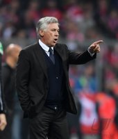 Fussball 1. Bundesliga Saison 16/17: FC Bayern Muenchen - Borussia Moenchengladbach