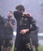 Fussball 1. Bundesliga Saison 21/22: FC Augsburg - FC Bayern Muenchen